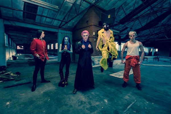 The Fangs of the Dodo